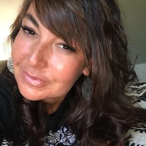 Meet your Posher, Steph